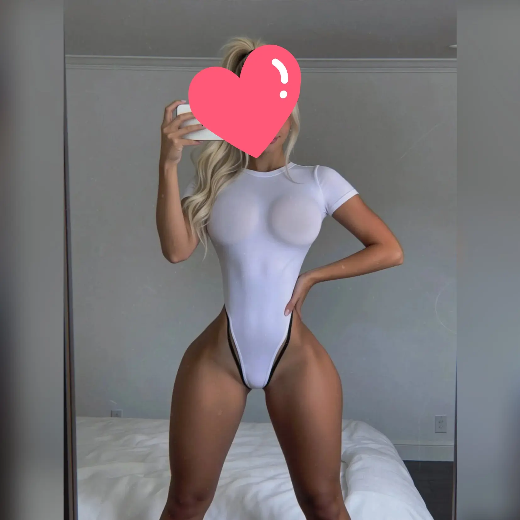 הבלונדינית הכי סקסית